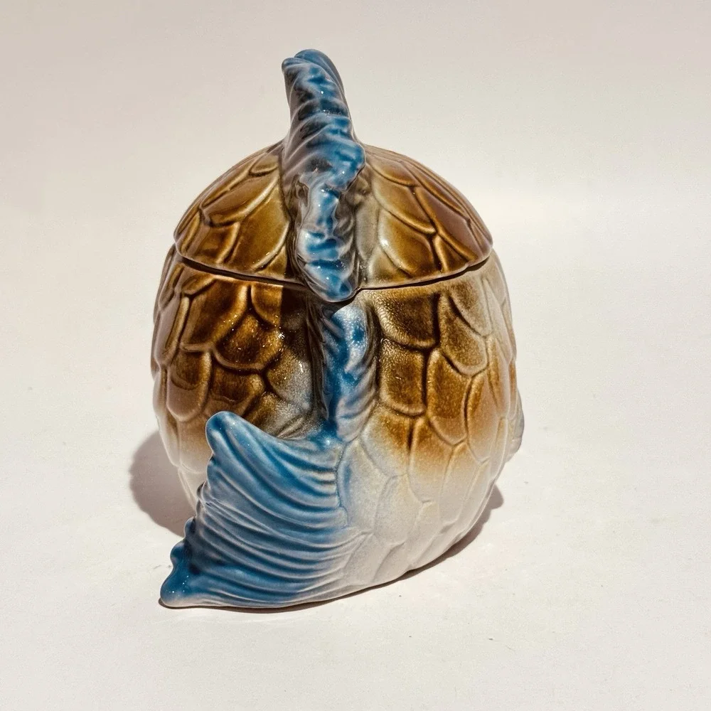 Vintage Fish Shaped Novelty Canister Jar‎ w Seal Brown Blue